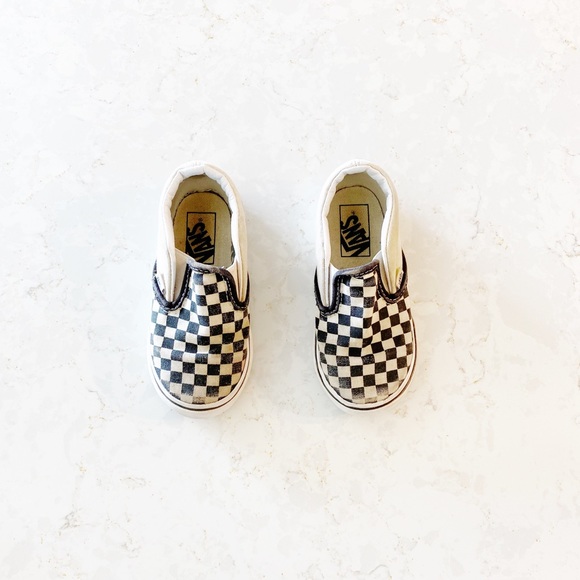 Vans Classic Checkboard SlipOns
